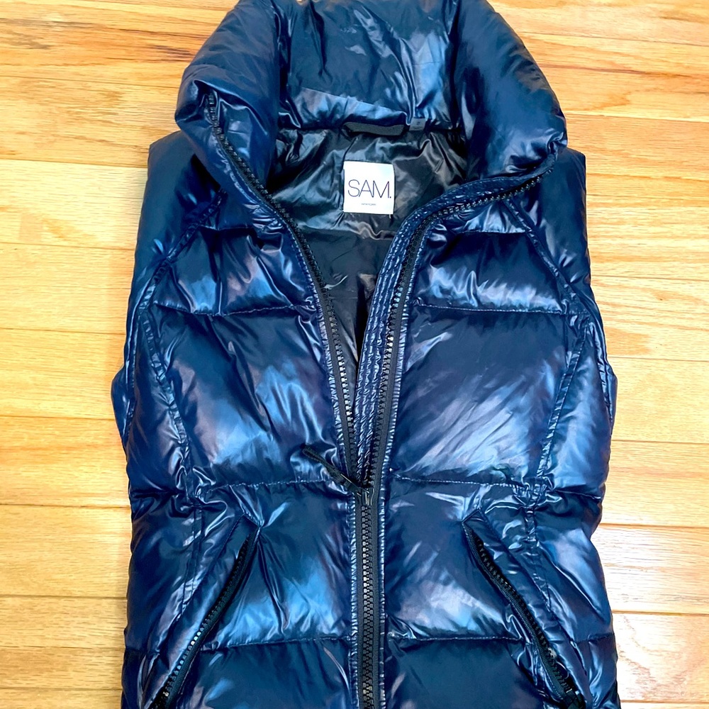 SAM. Navy Down Vest!